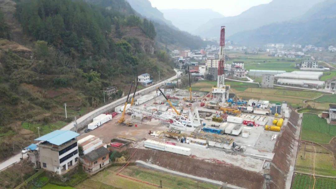 鎮(zhèn)巴油氣田最新動(dòng)態(tài)，全面指南與詳細(xì)步驟解讀