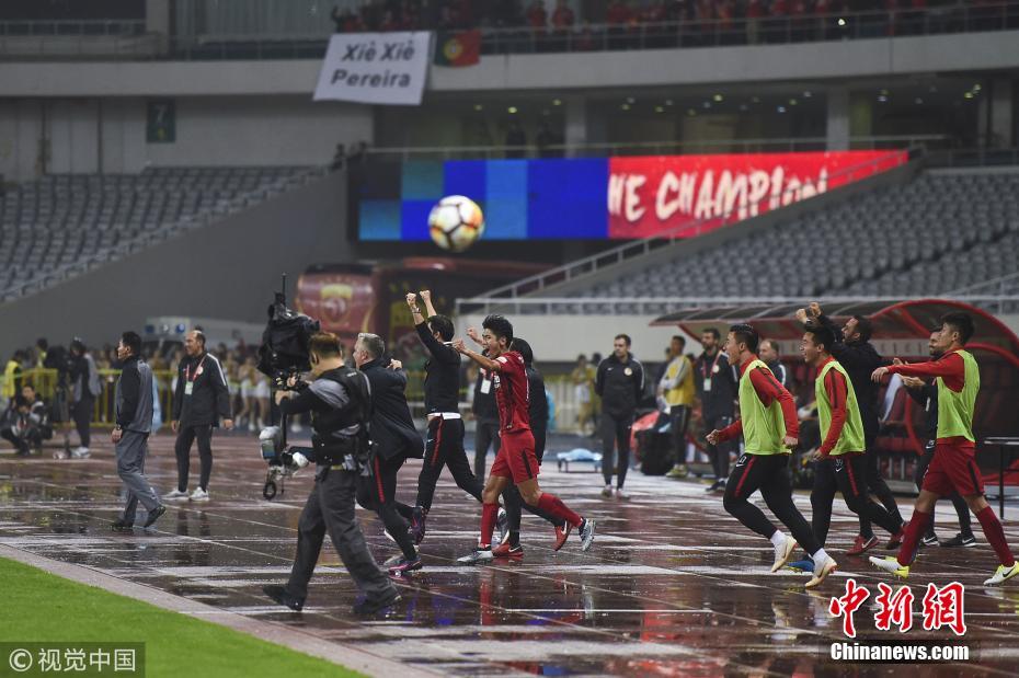 科技巨擘上海上港展現(xiàn)超凡實(shí)力，引領(lǐng)未來(lái)潮流的比賽結(jié)果