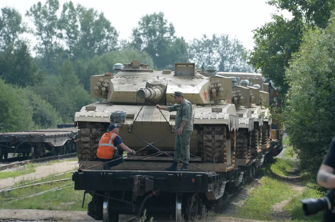 最新坦克科技資訊，重塑未來戰(zhàn)爭體驗，巨獻來襲