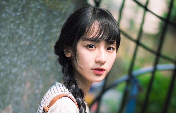 端木晨琳?；ū荣愐曨l,端木晨琳校花比賽視頻，校園風(fēng)采的綻放