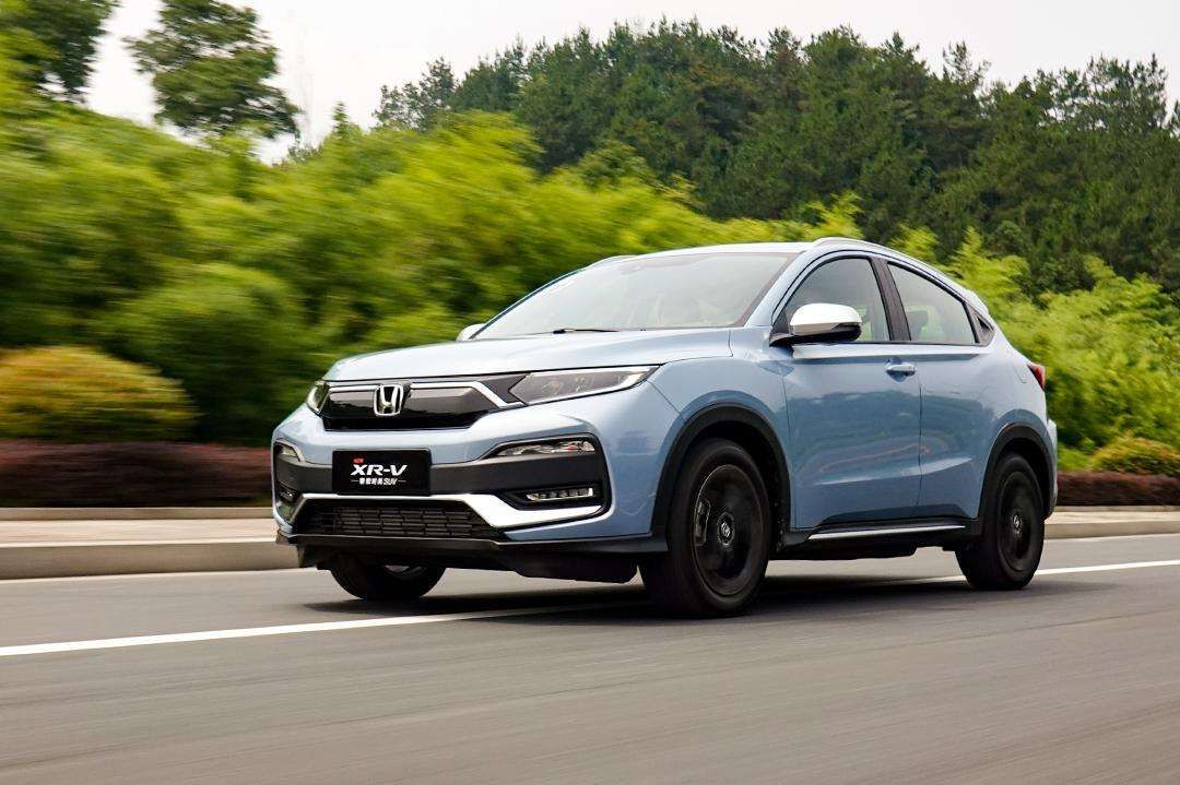 2015年新款SUV車型大全，市場(chǎng)洞察與個(gè)體觀點(diǎn)