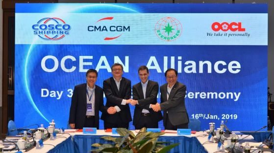 探索物流巨頭中遠(yuǎn)的資本市場(chǎng)之路，成功上市之路揭秘