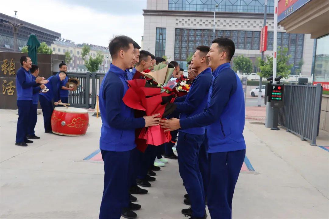 最新戰(zhàn)斗風(fēng)采，自然美景的心靈之旅戰(zhàn)斗風(fēng)采展示