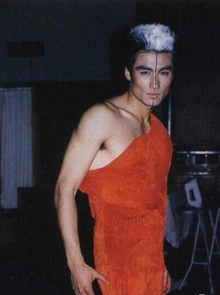 尊重隱私，倡導(dǎo)健康追星，理性對待明星裸露照片，小紅書風格文章來襲