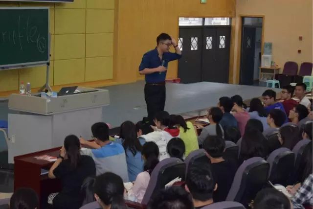 高中生演講比賽視頻，展現(xiàn)多元自我能力的舞臺(tái)