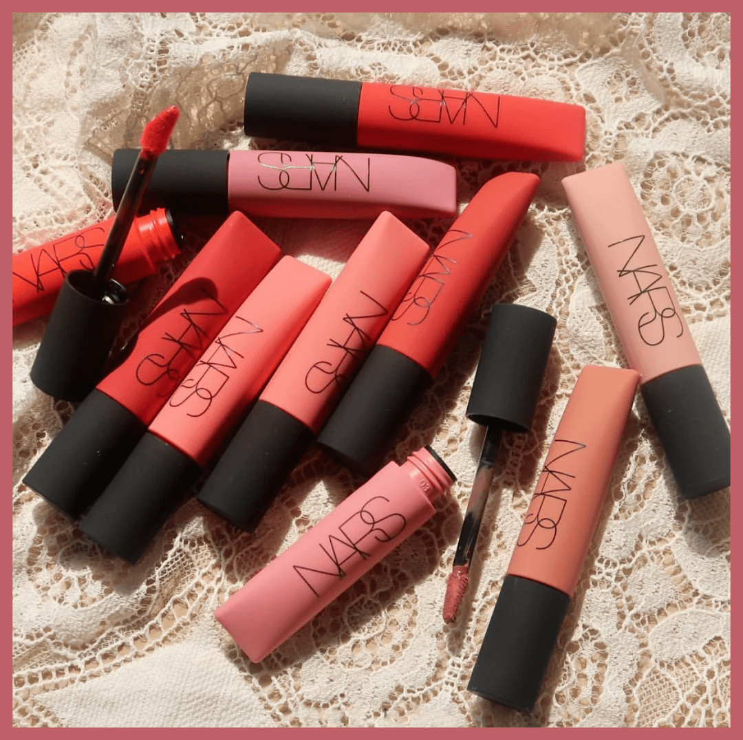 最新時尚潮流口紅款式推薦，引領潮流的口紅選擇