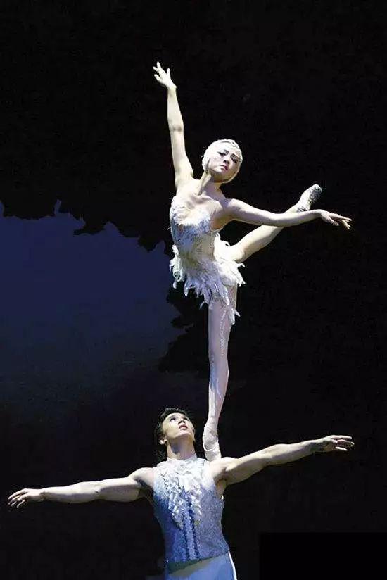 演員蕾，熒幕上的璀璨之星傳奇