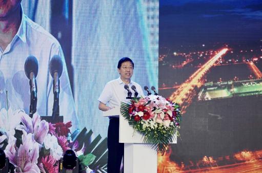 八年成長路，愛的陪伴與上市之旅