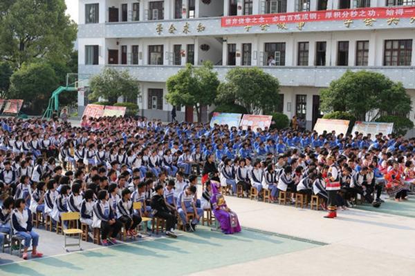 廣西山歌比賽，自然美景與歌聲的探秘之旅