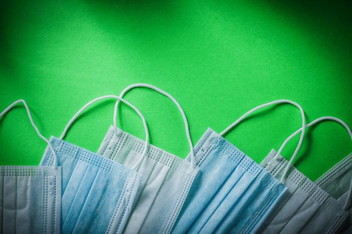 口罩最新產(chǎn)能揭秘，小巷深處的生產(chǎn)力量與神秘面紗