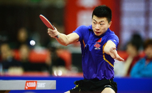 馬龍乒乓球巨星風(fēng)采與奮斗瞬間，賽場(chǎng)上的奮斗照片記錄馬龍風(fēng)采