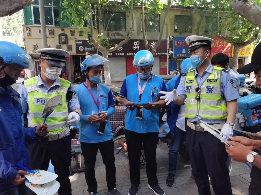 全方位指南，外賣小哥頭盔最新選購、使用與維護(hù)攻略