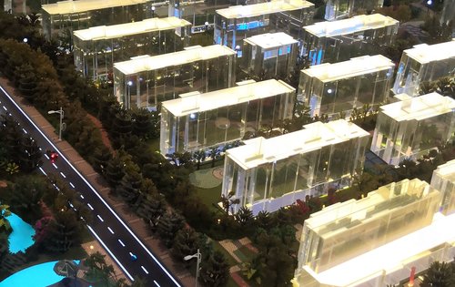 中法生態(tài)新城最新進(jìn)展揭秘，小巷中的意外驚喜發(fā)現(xiàn)