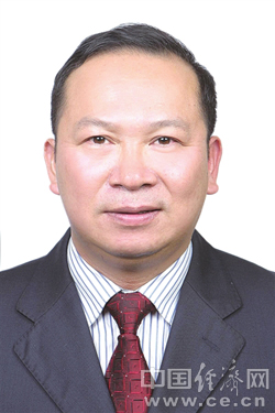 來賓市委常委最新名單揭曉，與自然美景的親密之旅