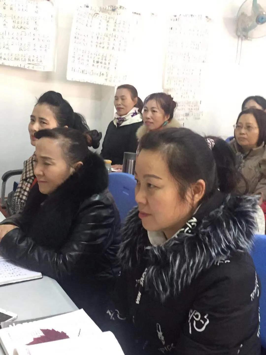 朗讀者最新主題揭曉，學(xué)習(xí)變革，自信成就夢(mèng)想之路