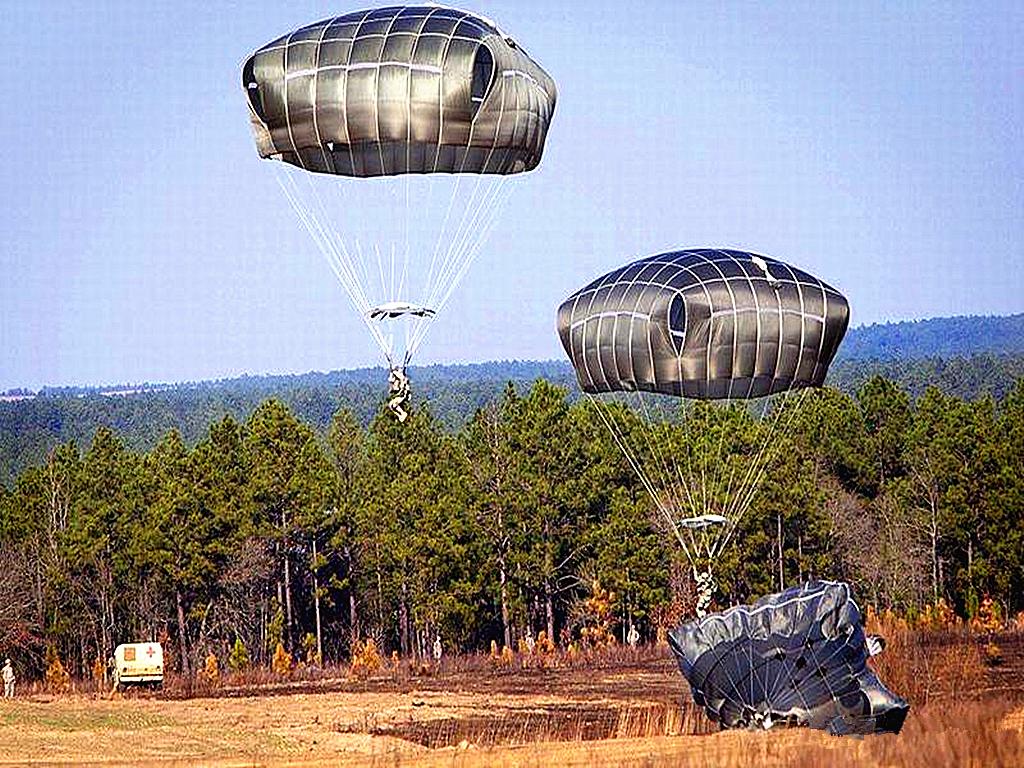 中國空降兵最新裝備揭秘，尖端裝備展示戰(zhàn)斗力?
