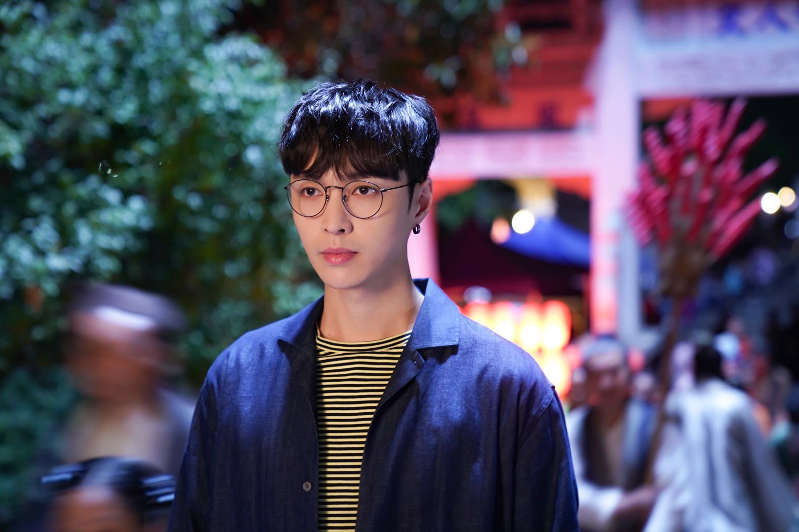 張藝興最新電視劇，時(shí)代之光下的璀璨篇章