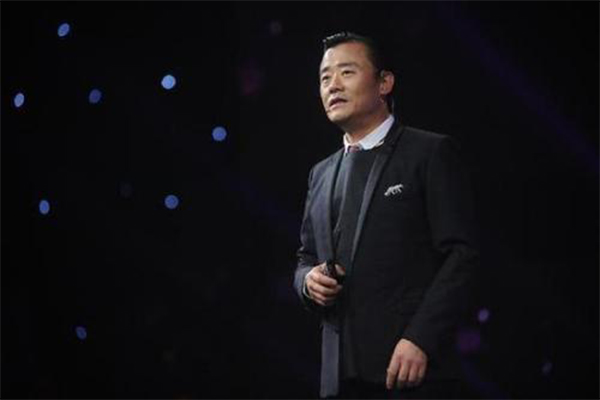 周立波開庭最新消息，科技新星引領(lǐng)智能生活體驗新篇章