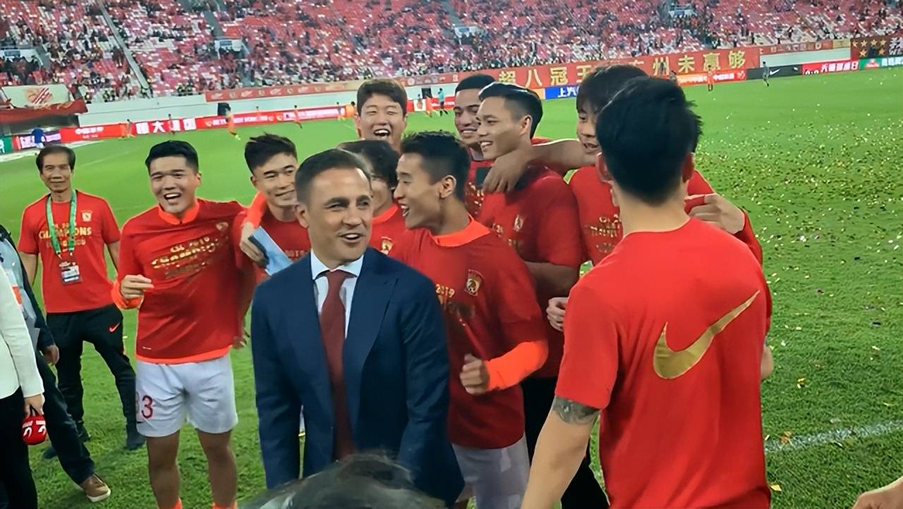 恒大換帥風(fēng)云變幻，變革中的戰(zhàn)略調(diào)整新動(dòng)向